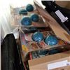 Image 2 : BOX OF DRYER BALLS