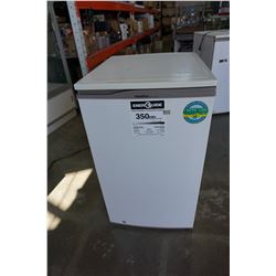 GOLD STAR BAR FRIDGE