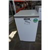 Image 1 : GOLD STAR BAR FRIDGE