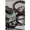 Image 3 : LOT OF STONE AND JADE JEWELLERY