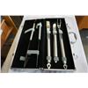 Image 2 : BBQ UTENSIL SET