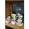 Image 1 : SHELF LOT OF CHINA CUPS AND SAUCERS