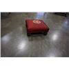 Image 2 : EASTERN FOOTSTOOL