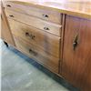 Image 3 : 3 DRAWER 2 DOOR WALNUT SERVER