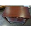 Image 2 : VINTAGE MAHOGANY 2 TIER END TABLE