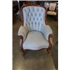 Image 2 : VINTAGE WOOD FRAMED BUTTONBACK SETTEE AND ARMCHAIR