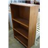 Image 2 : 4FT MAPLE FINISH BOOKSHELF