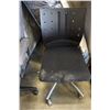 Image 2 : ROLLING HIGHBACK FABRIC OFFICE CHAIR AND BLACK OFFICE CHAIR