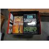 Image 1 : BOX OF HARDCOVER BOOKS - MICHAEL CONNELLY, JOHN SANDFORD, ETC
