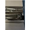 Image 3 : TRAY OF GOLF MULTI-TOOLS