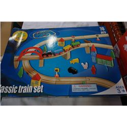 LITTLE TREE CLASSIC WOOD TRAIN TRACKS