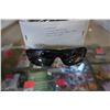 Image 2 : 12 PAIRS NEW RYDERS SUNGLASSES, FITS SMALL FACES RETAIL $39 EACH