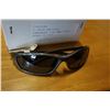 Image 2 : 12 PAIRS NEW RYDERS SUNGLASSES, FITS SMALL FACES RETAIL $39 EACH