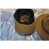 Image 2 : VINTAGE GENUINE FILSON HAT AND VINTAGE VANCOUVER GRIZZLIES HAT