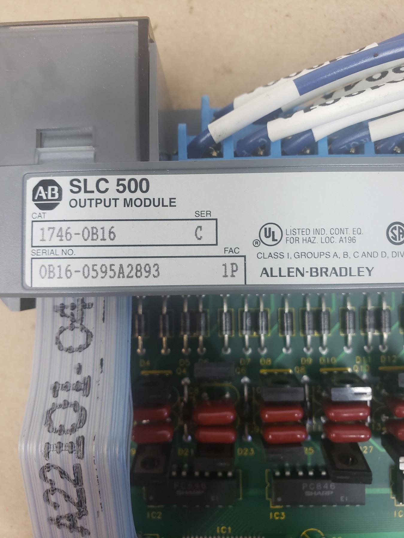 Allen-Bradley 1746-OB16 SLC 500 Output Module