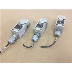 (3) Allen Bradley 802PR-LBAA1 Inductive Proximity Sensor