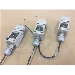 (3) Allen Bradley 802PR-LBAA1 Inductive Proximity Sensor