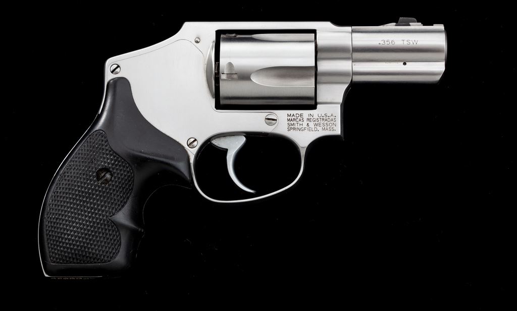 SW Performance Center Model 940 Lew Horton ''Pocket Rocket'' Revolver