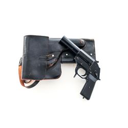 Post-War East German Flare Pistol, w/holster