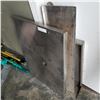 Image 2 : 4 PIECES OF STAINLESS STEEL