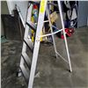 Image 2 : 6FT VERNER ALUMINUM A-FRAME LADDER