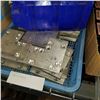 Image 3 : 2 TRAYS OF BOLTS