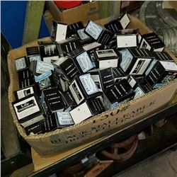 BOX OF PAN SOCKET SMS 3/8" SCREWS