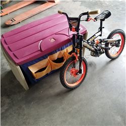 STEP 2 OUTFOOR STORAGE BIN AND KIDS KENT VITE BIKE