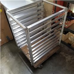 ROLLING BAKERS RACK