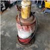 Image 2 : PNEUMATIC GREASER W/ 3/4 BARREL OF GREASE