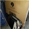 Image 5 : PORTABLE PET KENNEL AND CAT SHOW HOUSE RETAIL $272 WITH PET PEN