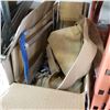 Image 2 : MITER SAW W/ BOX AND GUIDE AND 2 BAR CLAMPS