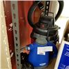 Image 1 : MINI SHOP VAC AND OMEGA STEAM CLEANER - WORKING