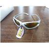 Image 2 : 12 NEW PAIRS OF RIDERS KIDS SUNGLASSES
