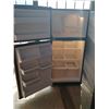 Image 2 : 30" MAYTAG STAINLESS STEEL FRIDGE WITH TOP FREEZER