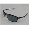 Image 2 : PAIR OF OAKLEY CONDUCTOR 8 POLARIZED SUNGLASSES WITH CASE