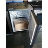 Image 2 : INSIGNIA BLACK MINI FRIDGE