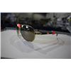 Image 2 : PAIR OF OAKLEY FEEDBACK DESIGNER SUNGLASSES