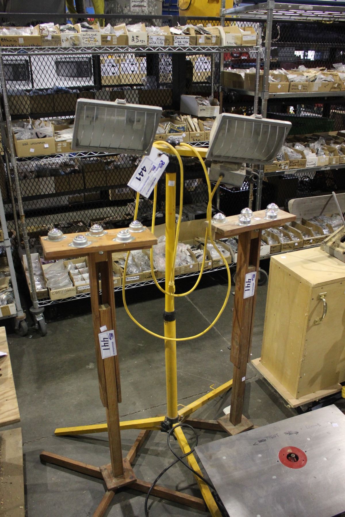 PAIR OF YELLOW DUAL WORK LIGHTS AND ROLLING STOCK STANDS - Able Auctions
