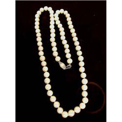 A STRAND OF CULTURED PEARLS