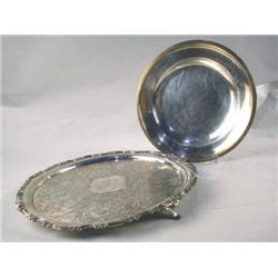 A GROUP OF SILVER PLATED CIRCULAR TRAYS Largest 1