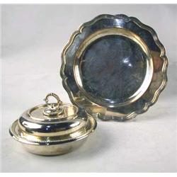 A MISCELLANEOUS GROUP OF SILVER PLATED ITEMS Incl