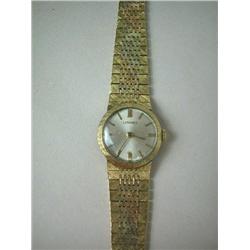 LONGINES 14KT YELLOW GOLD LADY'S WRISTWATCH, the 