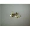 Image 1 : A PAIR OF 560 WHITE GOLD AND CULTURED PEARL CLIP 