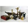 Image 1 : A GROUP OF BRASS, IRON AND OTHER METAL ITEMS apx.
