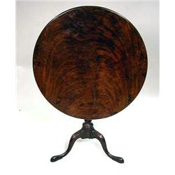 A GEORGE II FIGURED MAHOGANY TILT-TOP TEA TABLE E