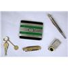 Image 1 : A GENTLEMEN'S GROUP OF POCKET ITEMS COMPRISING