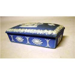 A LIGHT BLUE WEDGWOOD JASPERWARE COVERED RECTANGU