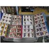 Image 2 : BOX LOT OF 4 BINDERS OF HOCKEY CARDS