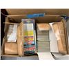 Image 1 : BOX LOT OF HIGHLY COLLECTIBLE HOCKEY CARDS